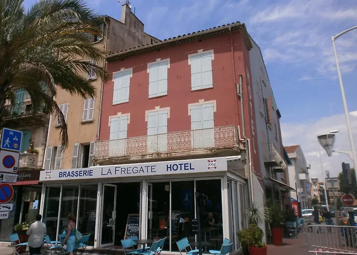Restaurant La Fregate لا سين سور مير